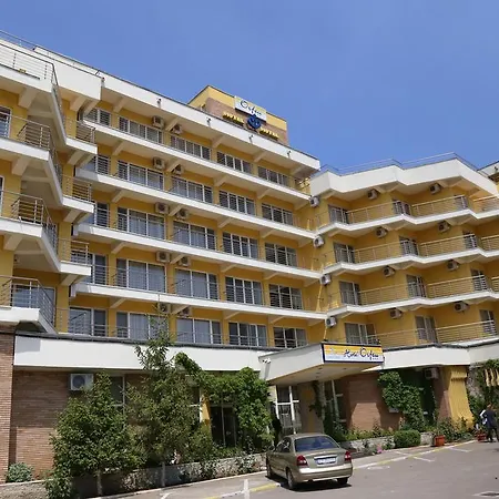 Orfeu Hotel 3*
