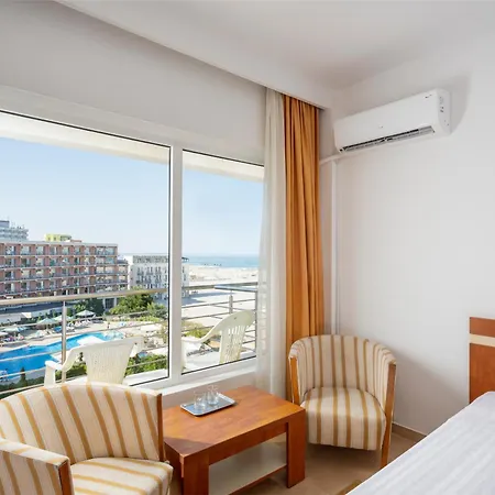 Orfeu 3* مامايا