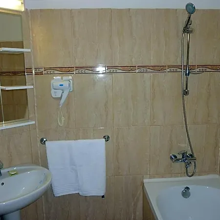 Orfeu Hotel 3*