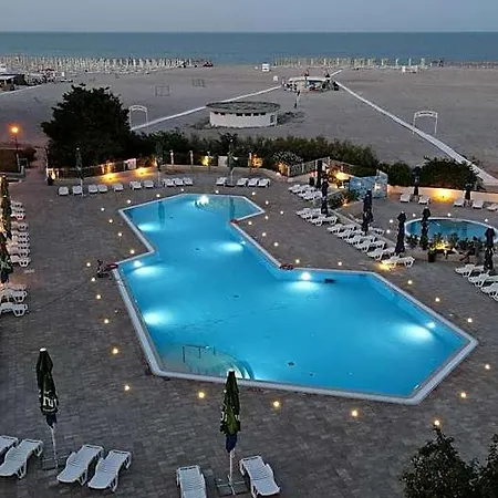 Orfeu Hotel 3*